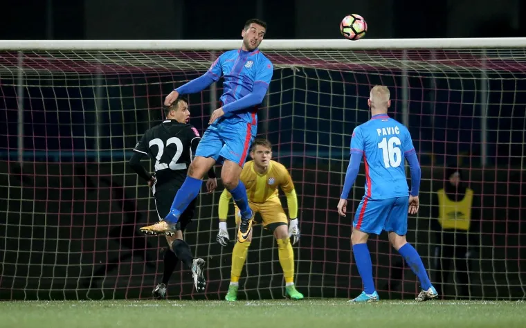 NAVIJAČI U KRANJČEVIĆEVOJ POSLALI PORUKU ZA VUKOVAR: 'Za Hrvatsku se gine, ne zaboravite ime...'