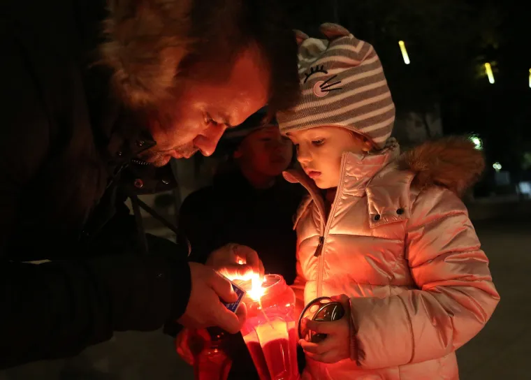 Cijela Hrvatska se sjeća žrtve Vukovara i &Scaron;kabrnje