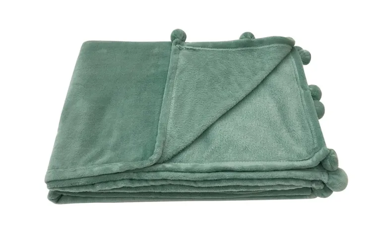 Zelena deka od mikrofibre s pomponima, Emmezeta, 119,99 kuna
