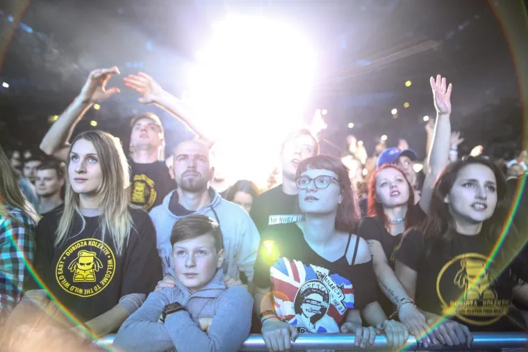 DUBIOZA KOLEKTIV ZAPALILA ARENU ZAGREB: Na koncertu bosanskohercegovačkog benda bila i Severina