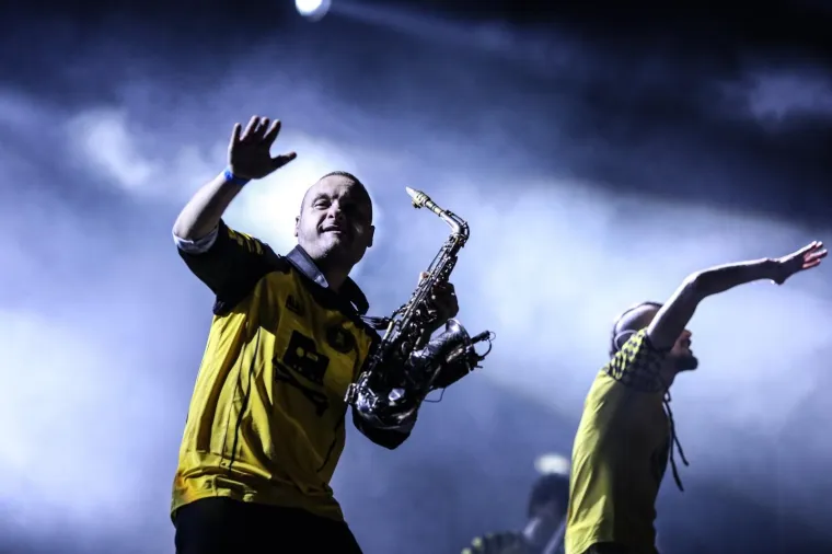 DUBIOZA KOLEKTIV ZAPALILA ARENU ZAGREB: Na koncertu bosanskohercegovačkog benda bila i Severina