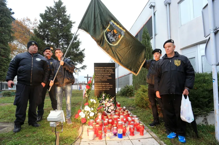 Okupljanje u Vukovaru