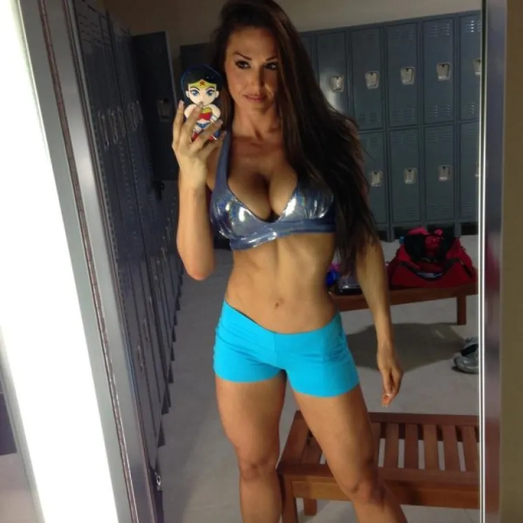 PRAVE CURE ZA PROVOD: One su fit, one su seksi i ne boje se to pokazati - a jo&scaron; nose i gajbe piva