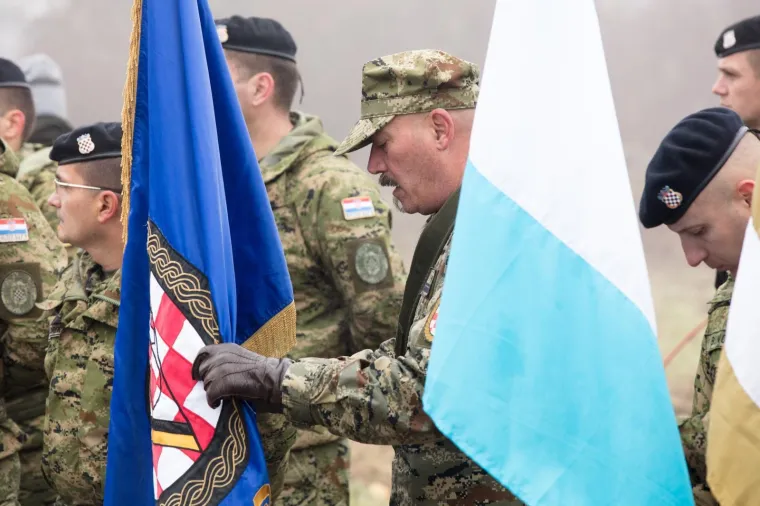 TUŽNA OBLJETNICA: Kolonom sjećanja obilježena 26. godi&scaron;njica stradanja branitelja i civila u Borovu naselju