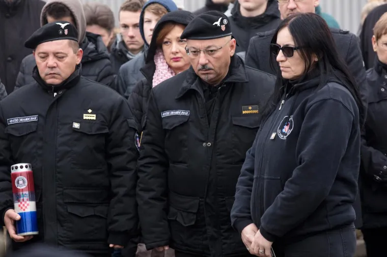 TUŽNA OBLJETNICA: Kolonom sjećanja obilježena 26. godi&scaron;njica stradanja branitelja i civila u Borovu naselju