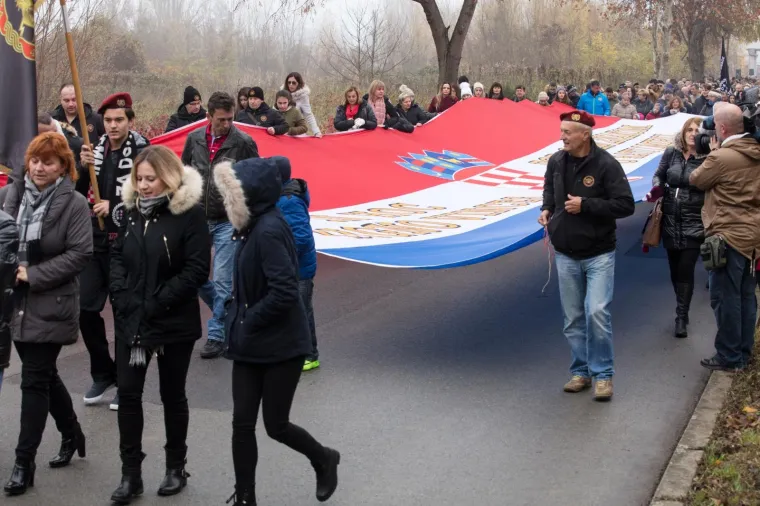 TUŽNA OBLJETNICA: Kolonom sjećanja obilježena 26. godi&scaron;njica stradanja branitelja i civila u Borovu naselju