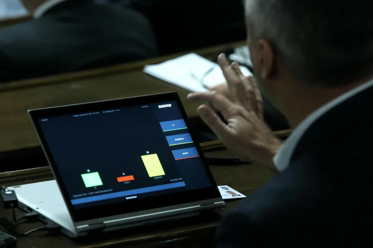 Prvi put u povijesti Skup&scaron;tine: na sjednici o gospodarenju otpadom prvi se put glasovalo elektronski