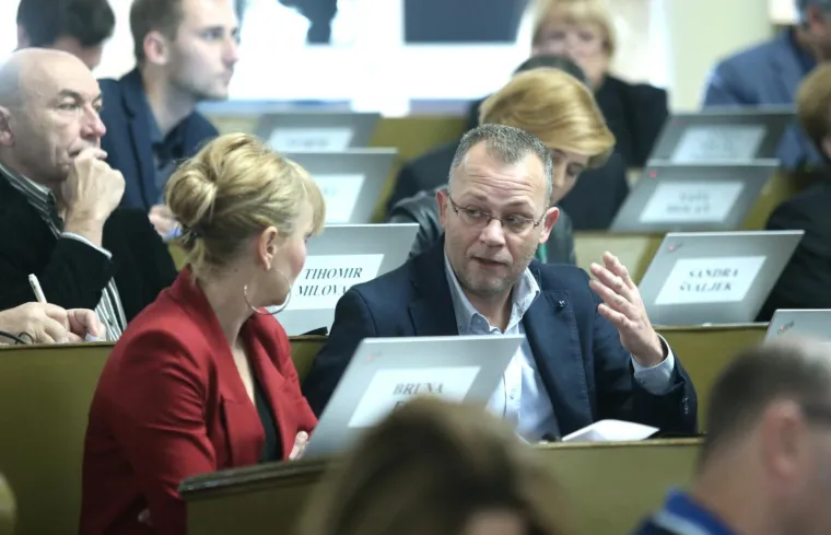 Prvi put u povijesti Skup&scaron;tine: na sjednici o gospodarenju otpadom prvi se put glasovalo elektronski