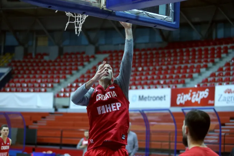 KRENULE SU PRIPREME HRVATSKE: Pogledajte kako vježbaju igrači od kojih očekujemo da nas odvedu na Svjetsko prvenstvo