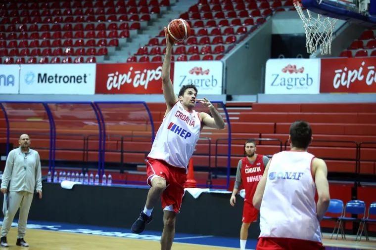 KRENULE SU PRIPREME HRVATSKE: Pogledajte kako vježbaju igrači od kojih očekujemo da nas odvedu na Svjetsko prvenstvo