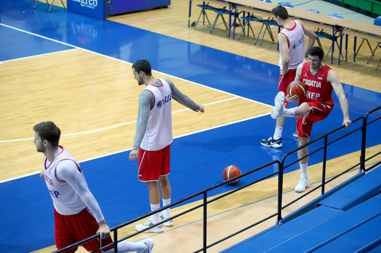 KRENULE SU PRIPREME HRVATSKE: Pogledajte kako vježbaju igrači od kojih očekujemo da nas odvedu na Svjetsko prvenstvo