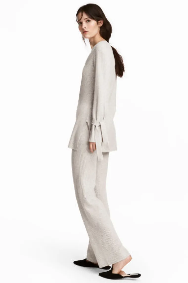 Pletene hlače, H&amp;M, 684,29 kuna