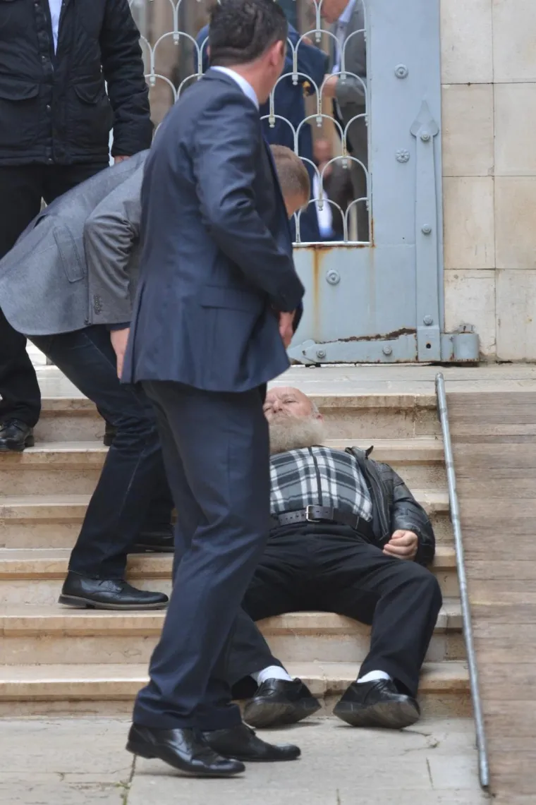 Poreč slavi svog za&scaron;titnika svetog Maura, inače i za&scaron;titnika Porečke biskupije. 
Ovom se prigodom obilježava i 70 godina od uspostave Pazinske apostolske administrature te 40. obljetnica ujedinjenja Crkve u Istri. 
Misno slavlje u porečkoj prvostolnici predvodio je predsjednik Hrvatske biskupske konferencije, zadarski nadbiskup monsinjor Želimir Puljić. 
Tijekom mise vi&scaron;e puta je intervenirala ekipa hitne medicinske pomoći kako bi pomogla vjernicima koji se nisu osjećali dobro.