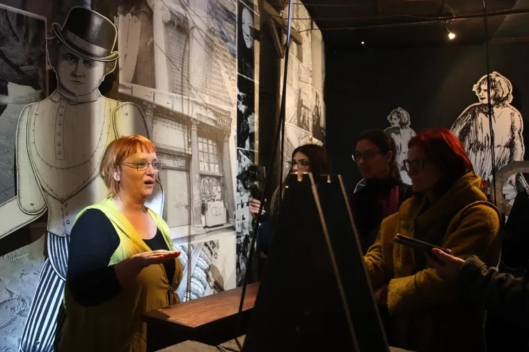 FUTURISTIČKI SPEKTAKL: Pogledajte kako izgleda izložba o Nikoli Tesli