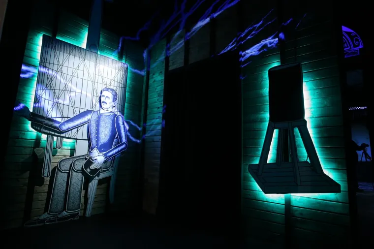FUTURISTIČKI SPEKTAKL: Pogledajte kako izgleda izložba o Nikoli Tesli