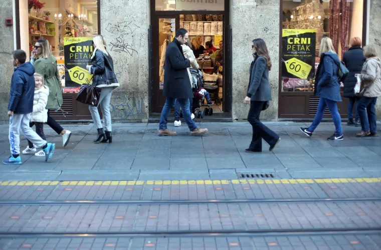 BEZ GUŽVI I BEZ VELIKIH POPUSTA: Evo kako izgleda popularni šoping praznik 'Crni petak' u Zagrebu
