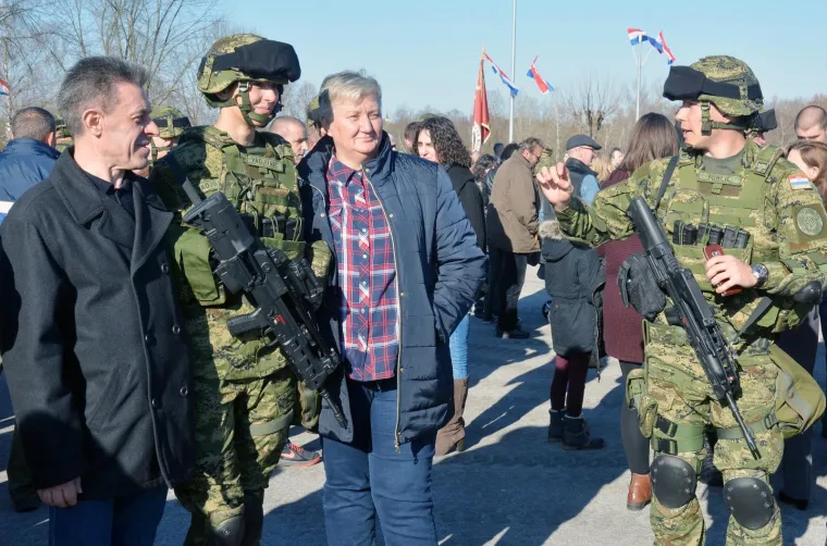 [FOTO] 'TIGROVI' U NATO MISIJI: 182 hrvatska vojnika ispraćena u Litvu