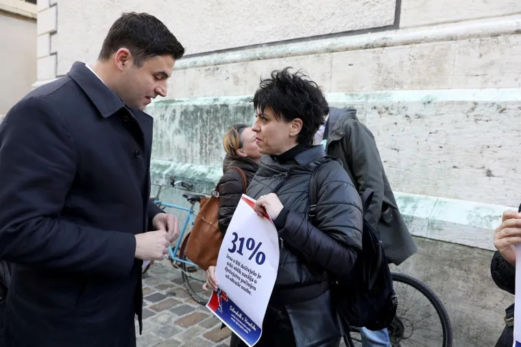 AKTIVISTI I POZNATE LIČNOSTI TRAŽILE RATIFIKACIJU ISTANBULSKE KONVENCIJE: Pred Saborom ih napao Glasnović