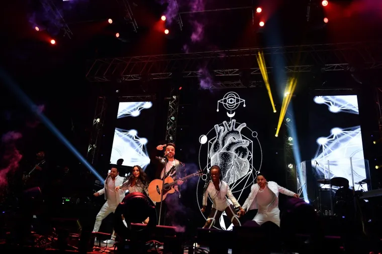 OTKAZAO ZAGREBAČKI KONCERT PA RASPJEVAO BEOGRAD: Luis Fonsi nastupio u susjedstvu, pogledajte &scaron;to ste propustili