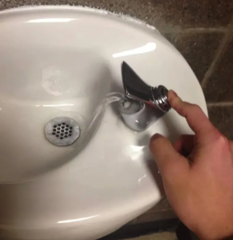 SITNICE KOJE POTPUNO IZBACUJU IZ TAKTA: Pogledajte ove slike i poku&scaron;ajte se ne naživcirati