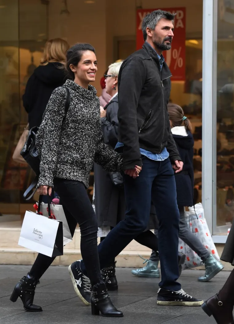 GORAN I NIVES VI&Scaron;E SE NE SKRIVAJU: Lijepa voditeljica nije skidala osmijeh s lica dok je s Ivani&scaron;evićem &scaron;etala Zagrebom