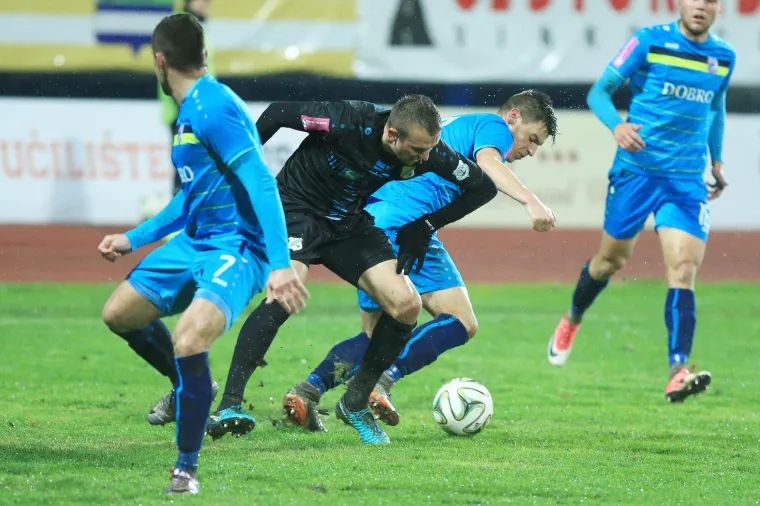 PRVACI U VINKOVCIMA: Rijeka protiv CIbalije traži pobjedu nakon pet kola