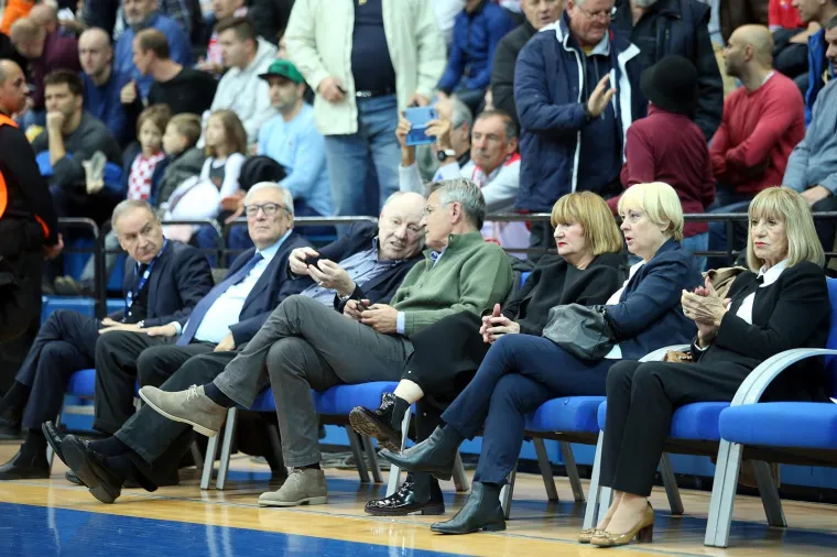 NAVIJAČI ISPUNILI TRIBINE CIBONE: Hrvatska ugostila Italiju u kvalifikacijama za SP