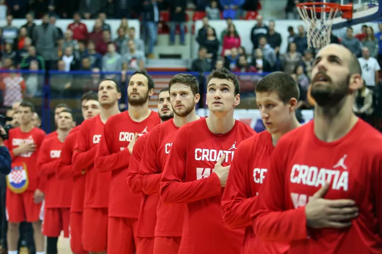 NAVIJAČI ISPUNILI TRIBINE CIBONE: Hrvatska ugostila Italiju u kvalifikacijama za SP