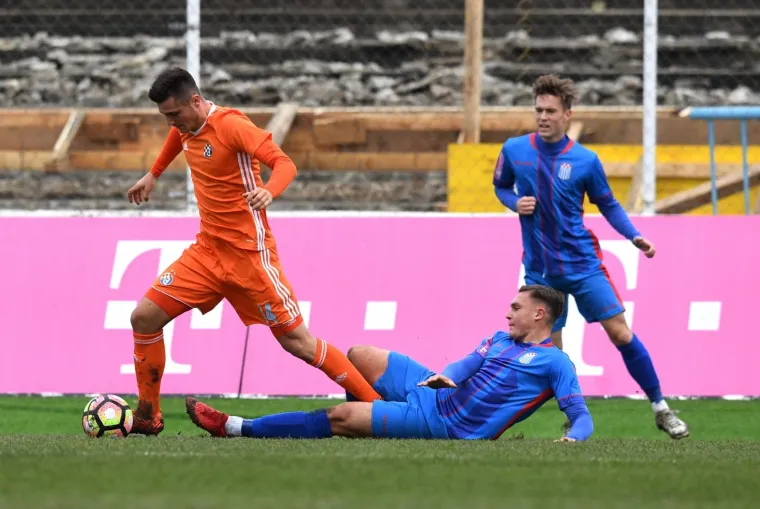 GRADSKI OBRAČUN U KRANJČEVIĆEVOJ: Dinamo protiv Rude&scaron;a u lovu na +14