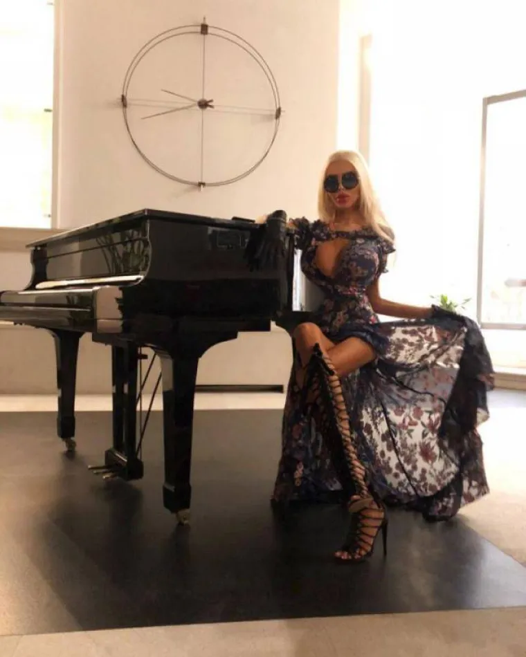 POTRO&Scaron;ILA VI&Scaron;E OD 250.000 KUNA NA PLASTIČNE OPERACIJE: Obožava plastiku jer želi postati ba&scaron; poput Barbike