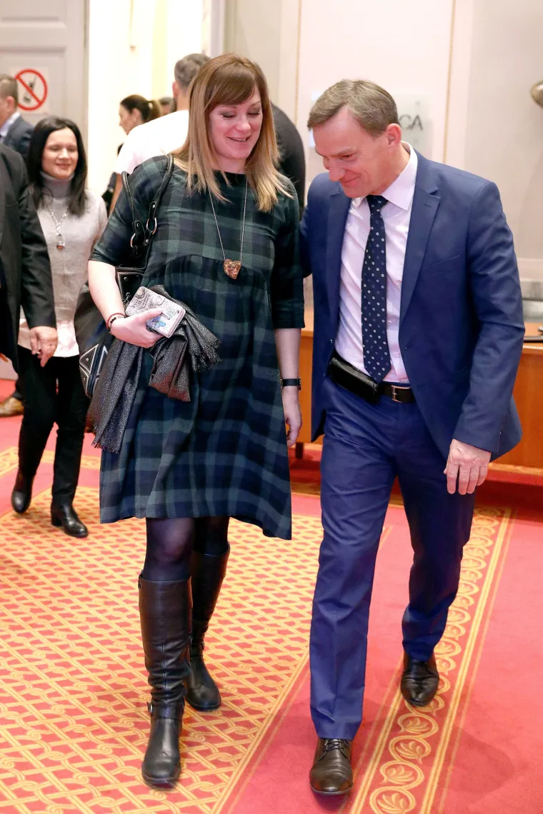 Ugledna sisačka liječnica Željka Josić ozbiljno shvaća svoju dužnost: unatoč trudnoći redovito dolazi u Sabor