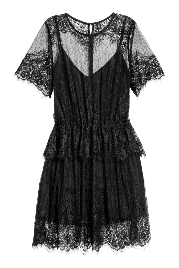 Crna čipkasta haljina, H&amp;M, 224,53 kune