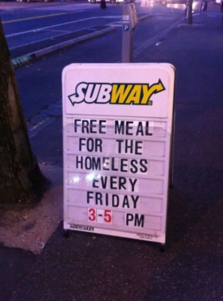 Subway nudi besplatne obroke beskućnicima svakog petka između 15 i 17 sati.
