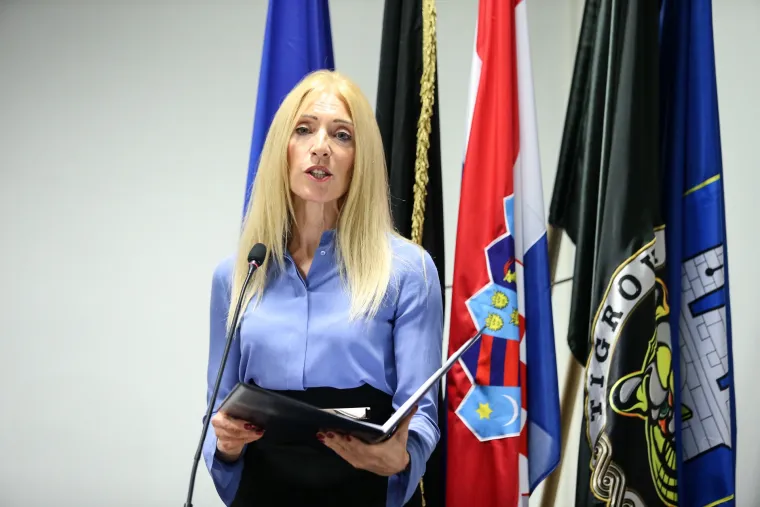 Održana promocija romana "Žetva u polju otrova" autora Ante Guge