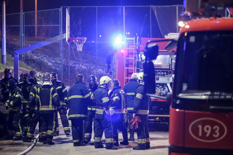 Požar na gradili&scaron;tu