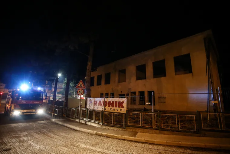 Požar na gradili&scaron;tu