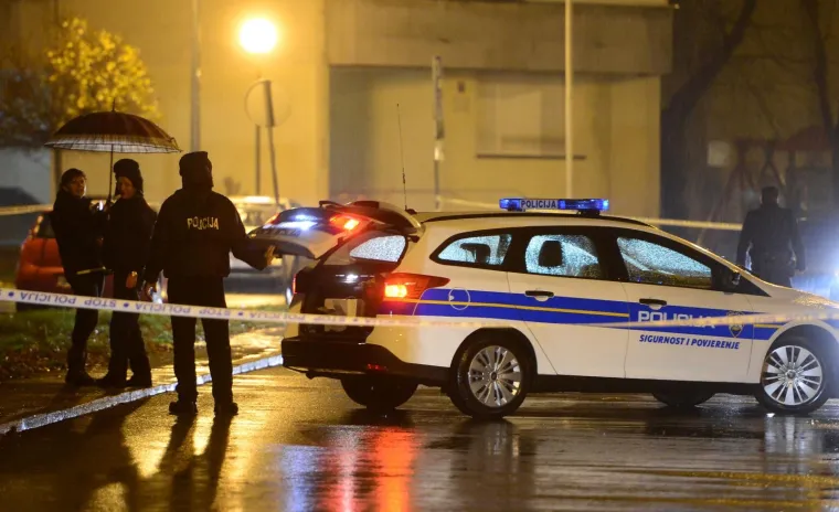 Prema neslužbenim informacijama, radi se o ubojstvu i smaoubojstvu.