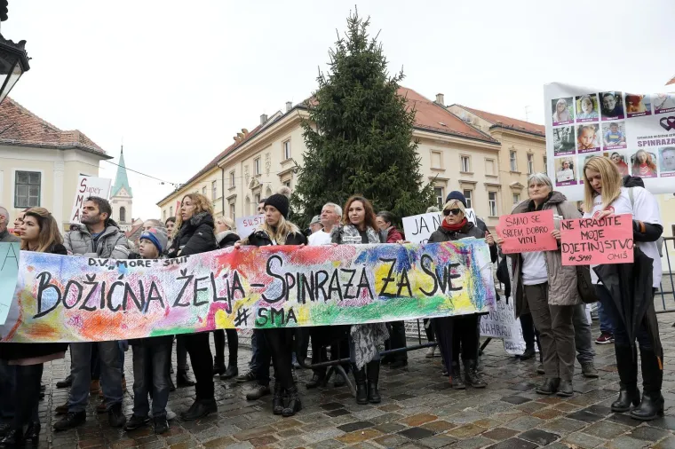 PROSVJED RODITELJA S BOLESNOM DJECOM: 'HZZO mora staviti lijek Spinrazu na listu'
