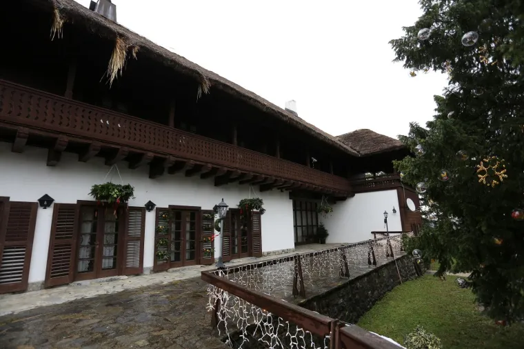 PREDSJEDNIČINA VILA OTVARA SVOJA VRATA GRAĐANIMA: Pogledajte kako izgleda unutra&scaron;njost Vile Prekrižje