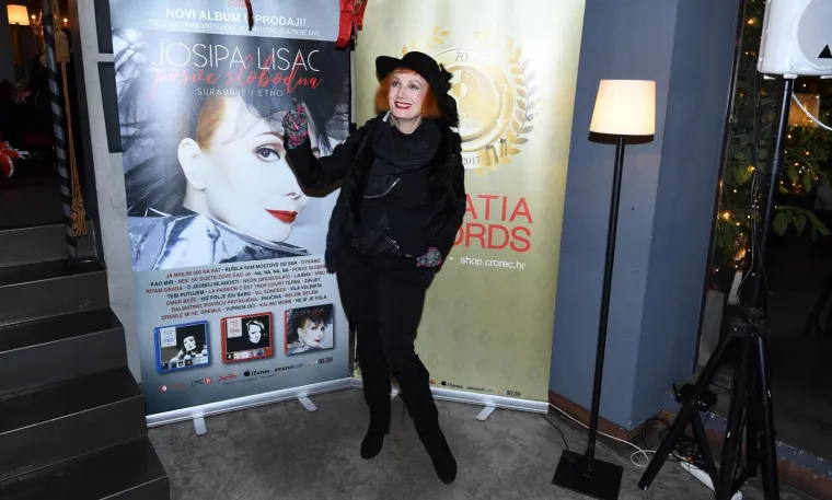 JOSIPA LISAC PROSLAVILA 50 GODINA KARIJERE I PROMOVIRALA NOVI ALBUM: Podržala je i mlađa sestra, evo kako izgleda