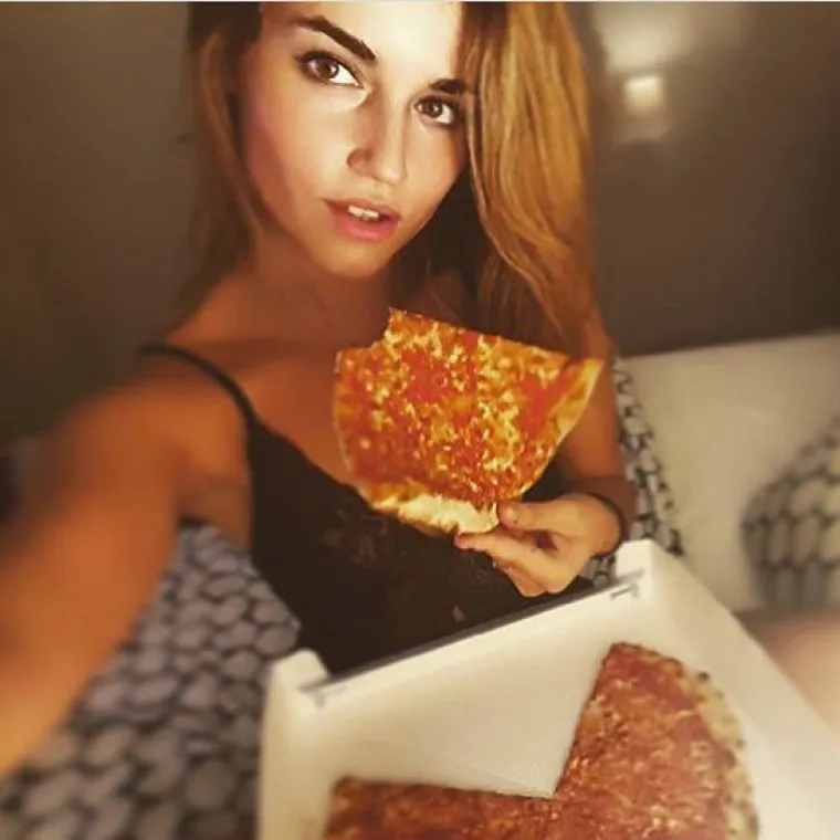 ONE STVARNO JAKO VOLE PIZZU: Vruće, dostupne i spremne za uživanje