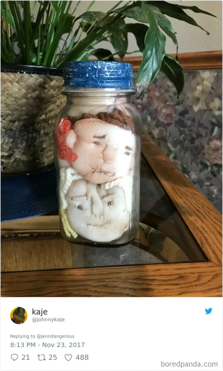 NAJBIZARNIJE STVARI IZ RODITELJSKOG DOMA: 'Odrastao sam, ali i dalje se use**m svaki put kad to vidim'