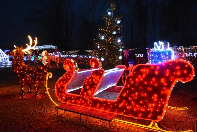 NAJSJAJNIJI ADVENT U HRVATSKOJ: Božićna priča Zlatka Salaja zabljesnula s rekordnih 2,5 milijuna lampica