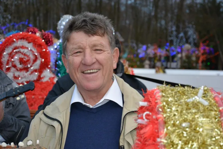 NAJSJAJNIJI ADVENT U HRVATSKOJ: Božićna priča Zlatka Salaja zabljesnula s rekordnih 2,5 milijuna lampica