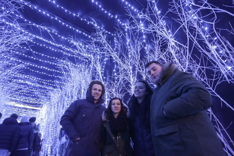ČAROLIJA BOŽIĆA PREPLAVILA ZAGREB: Službeno je počeo Advent u metropoli, pogledajte veliku fotogaleriju
