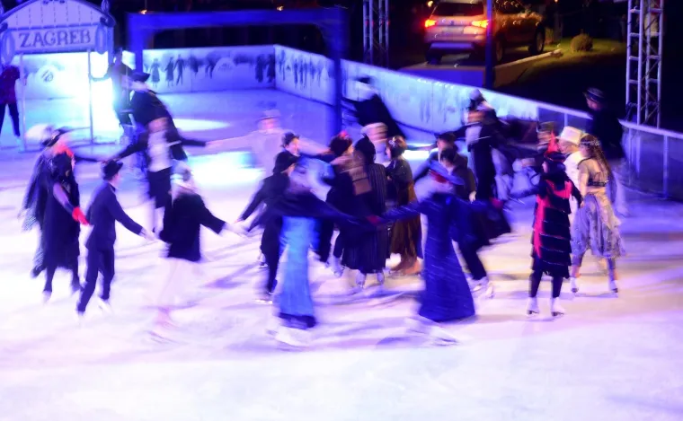 Na Trgu kralja Tomislava u Zagrebu svečano otvoren Ledeni park