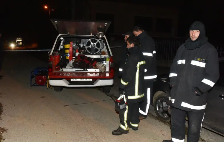 Nedaleko Pisarovine traje policijski očevid u kući gdje je pronađeno tijelo mu&scaron;karca
