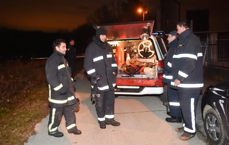 Nedaleko Pisarovine traje policijski očevid u kući gdje je pronađeno tijelo mu&scaron;karca