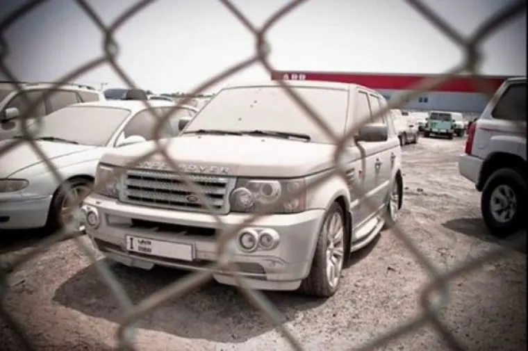 DUBAI JE GROBLJE SKUPIH AUTOMOBILA: Evo što se dogodi kada bogatašima dosade limeni ljubimci