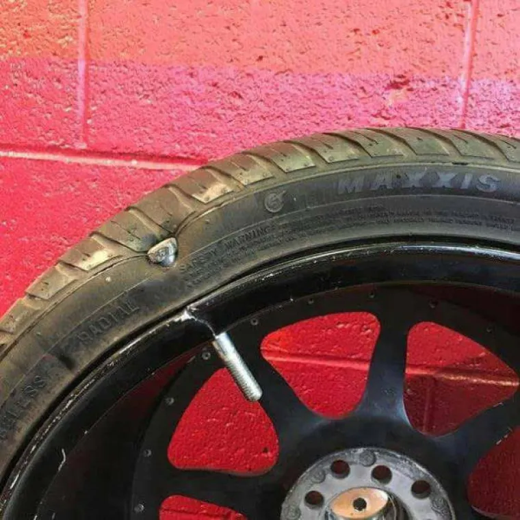 Moto 'S*anja se događaju' vrlo je istinit, a u galeriji smo okupili neke primjere koji zorno prikazuju kako izgleda kad vam život zabije nož u leđa i priredi neugodno iznenađenje.